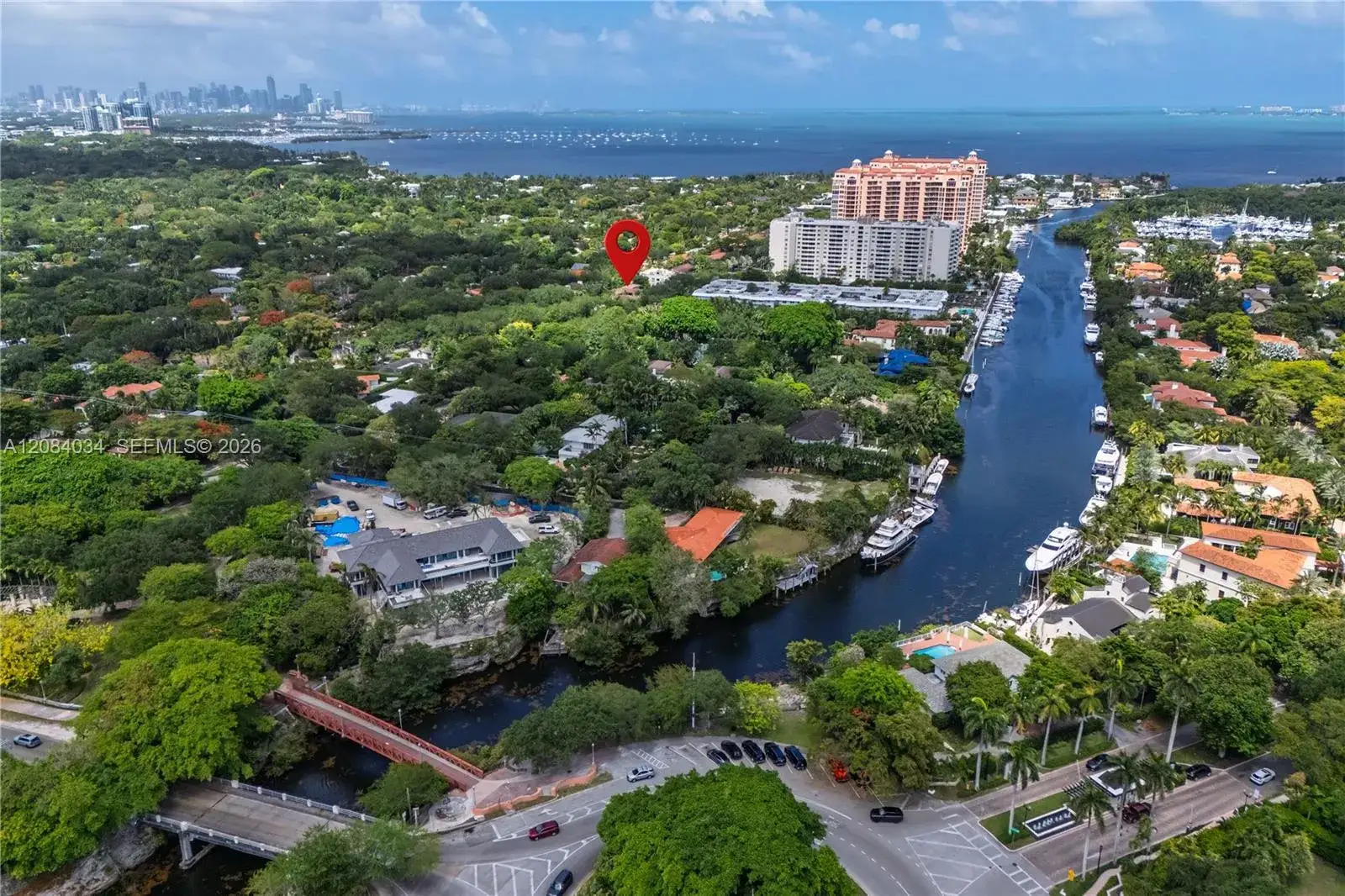 125 Edgewater Dr # 14, Coral Gables FL 33133
