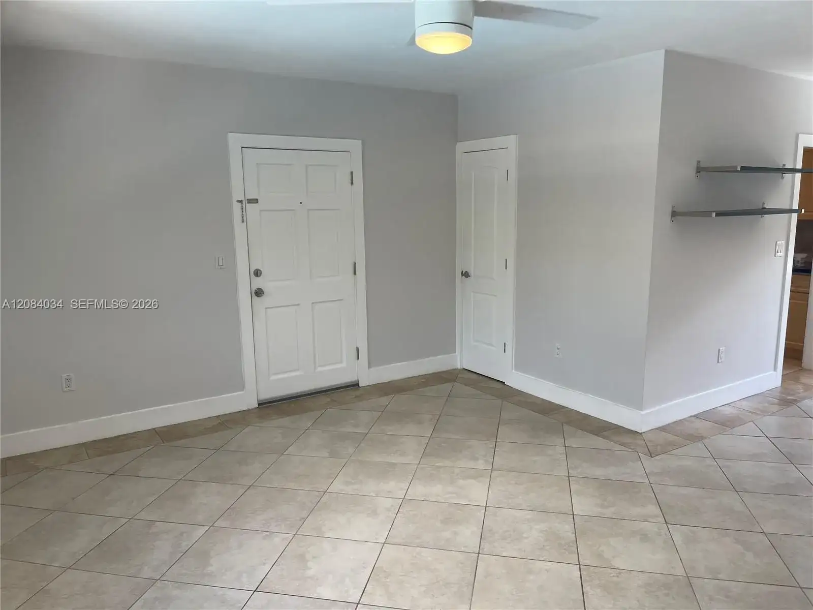 125 Edgewater Dr # 14, Coral Gables FL 33133 photo 3