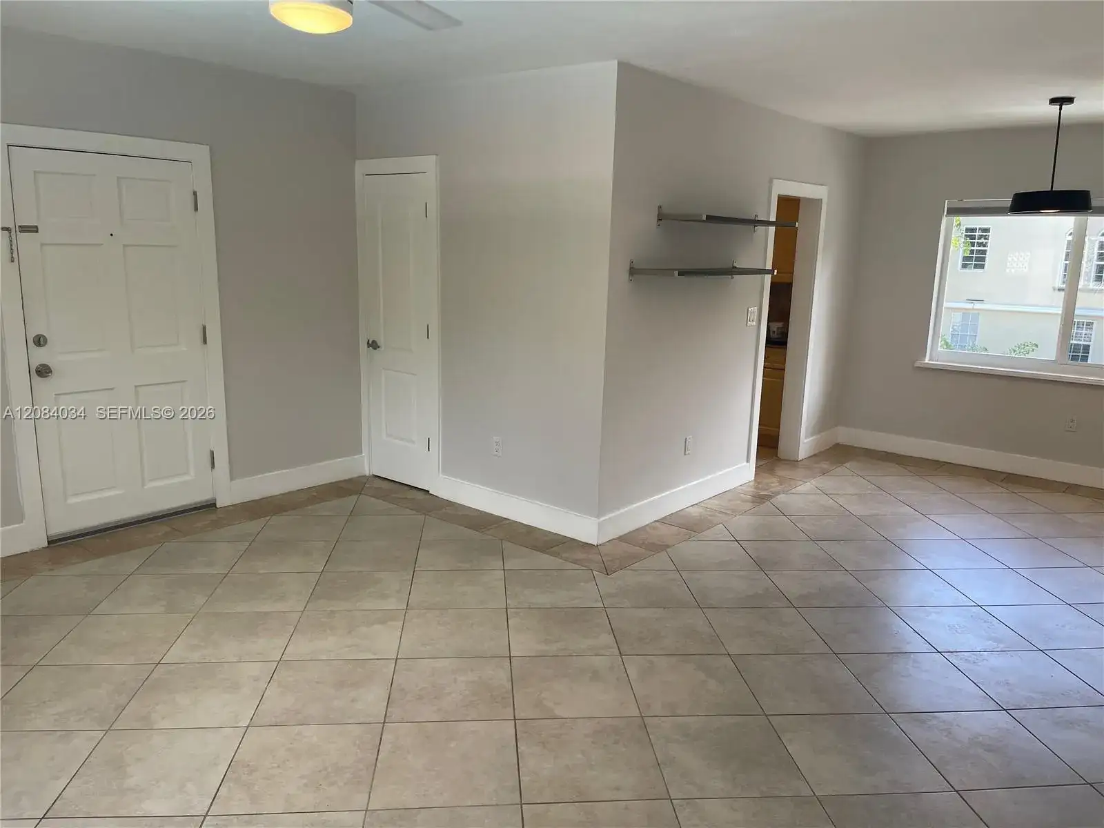 125 Edgewater Dr # 14, Coral Gables FL 33133 photo 5