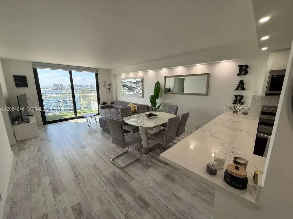 13499 Biscayne Blvd # 1414, North Miami FL 33181 photo 2