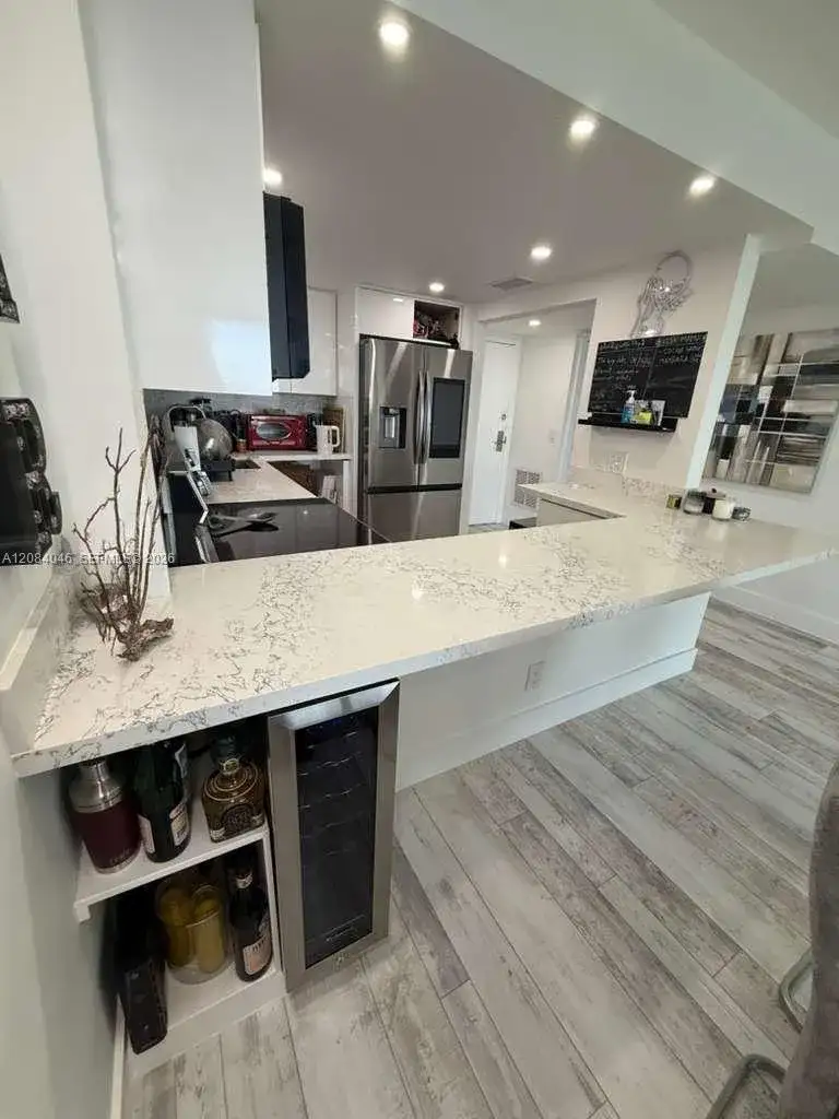 13499 Biscayne Blvd # 1414, North Miami FL 33181 photo 5