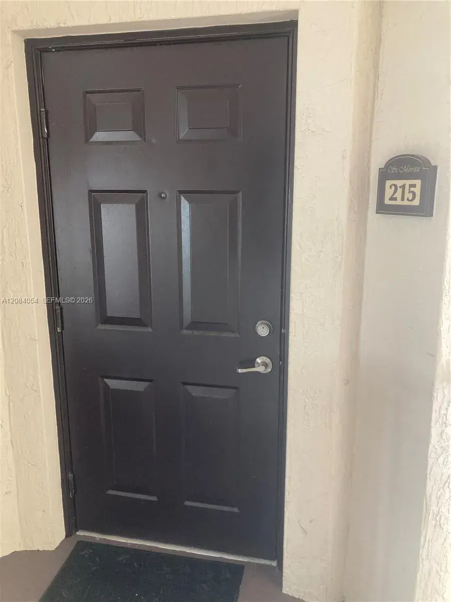 11503 NW 89th St # 215, Doral FL 33178