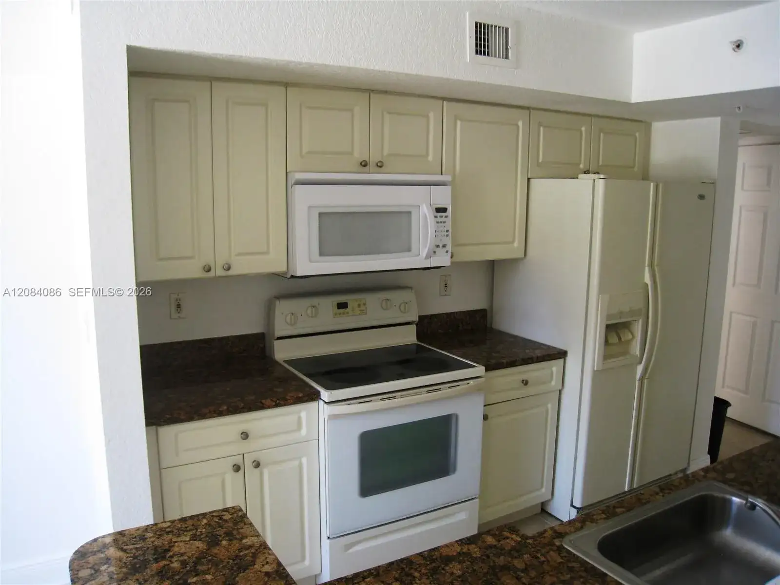 21000 SW 87th Ave # 101, Cutler Bay FL 33189 photo 5