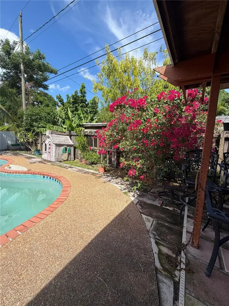 16111 SW 98th Ave, Miami FL 33157 photo 5