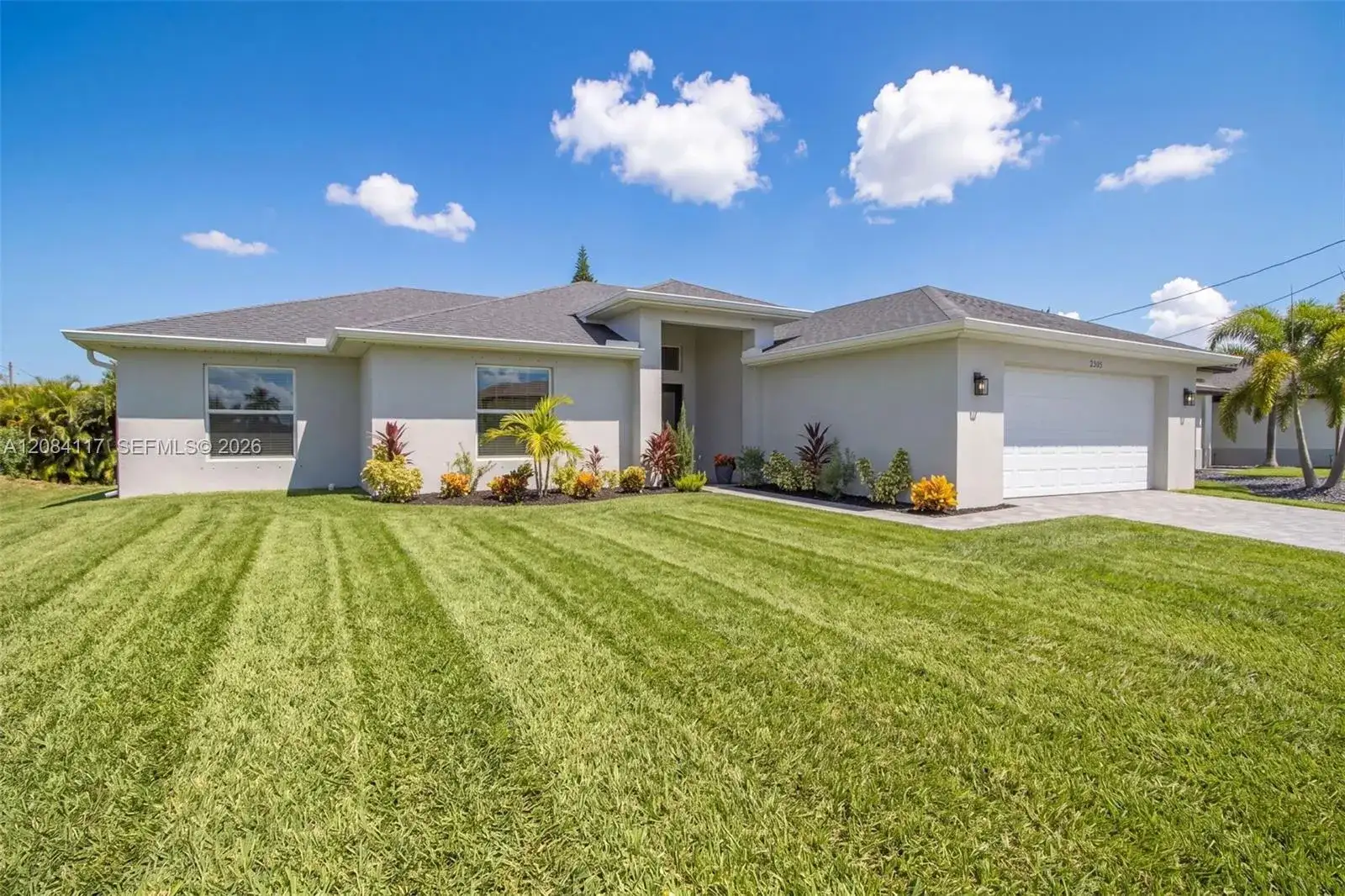 2305 NW 34 ave, Cape Coral FL 33993 photo 2