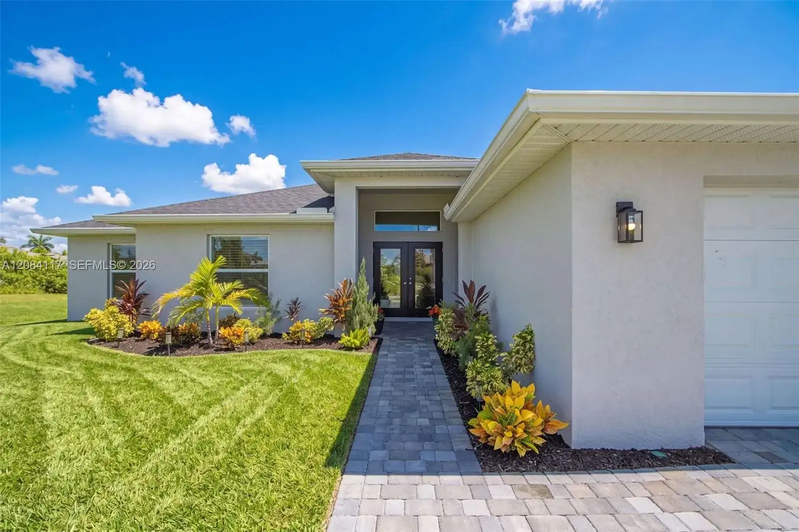 2305 NW 34 ave, Cape Coral FL 33993 photo 3