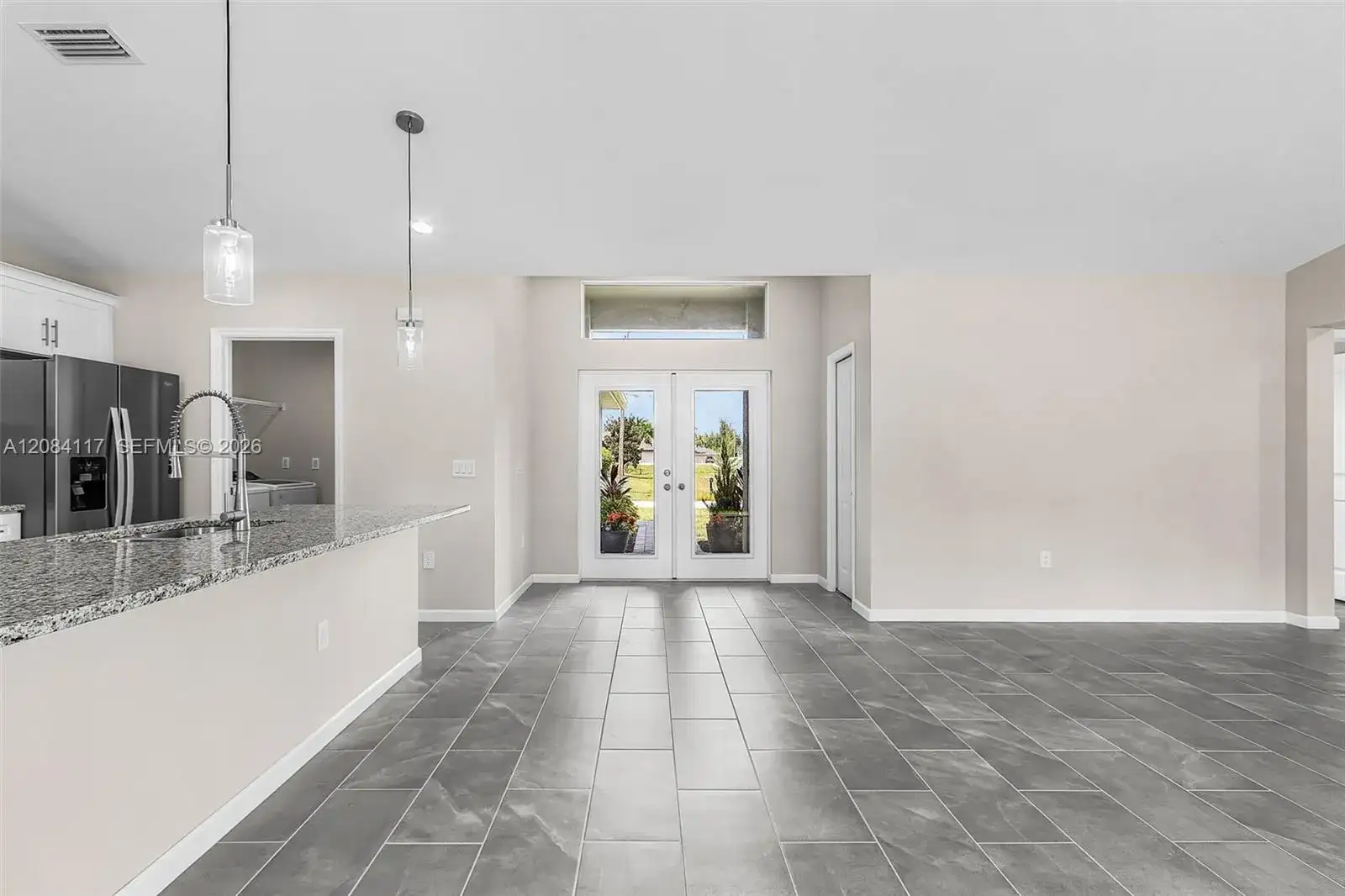 2305 NW 34 ave, Cape Coral FL 33993 photo 4