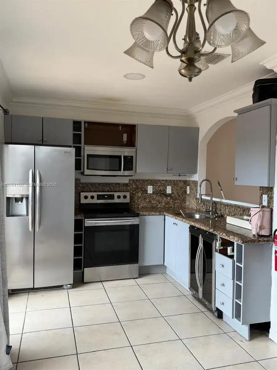 17141 SW 138th Ct, Miami FL 33177 photo 3