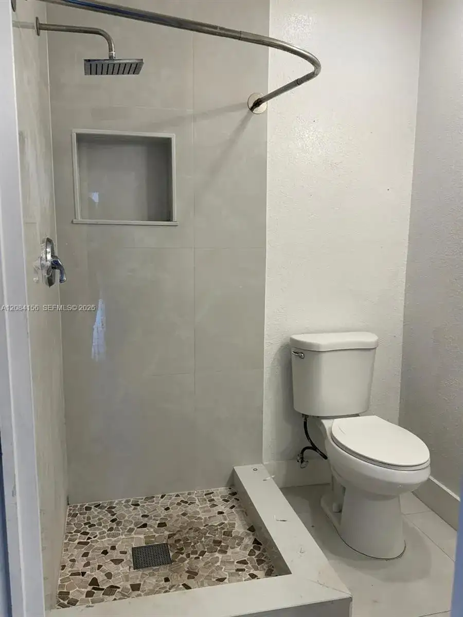17141 SW 138th Ct, Miami FL 33177 photo 4