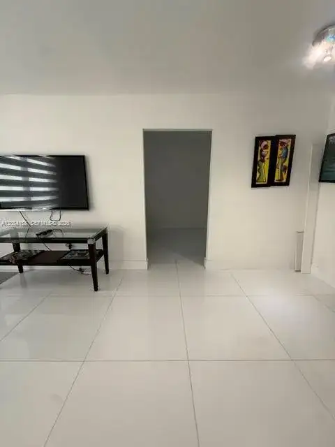 5555 Collins Ave # 4P, Miami Beach FL 33140 photo 5