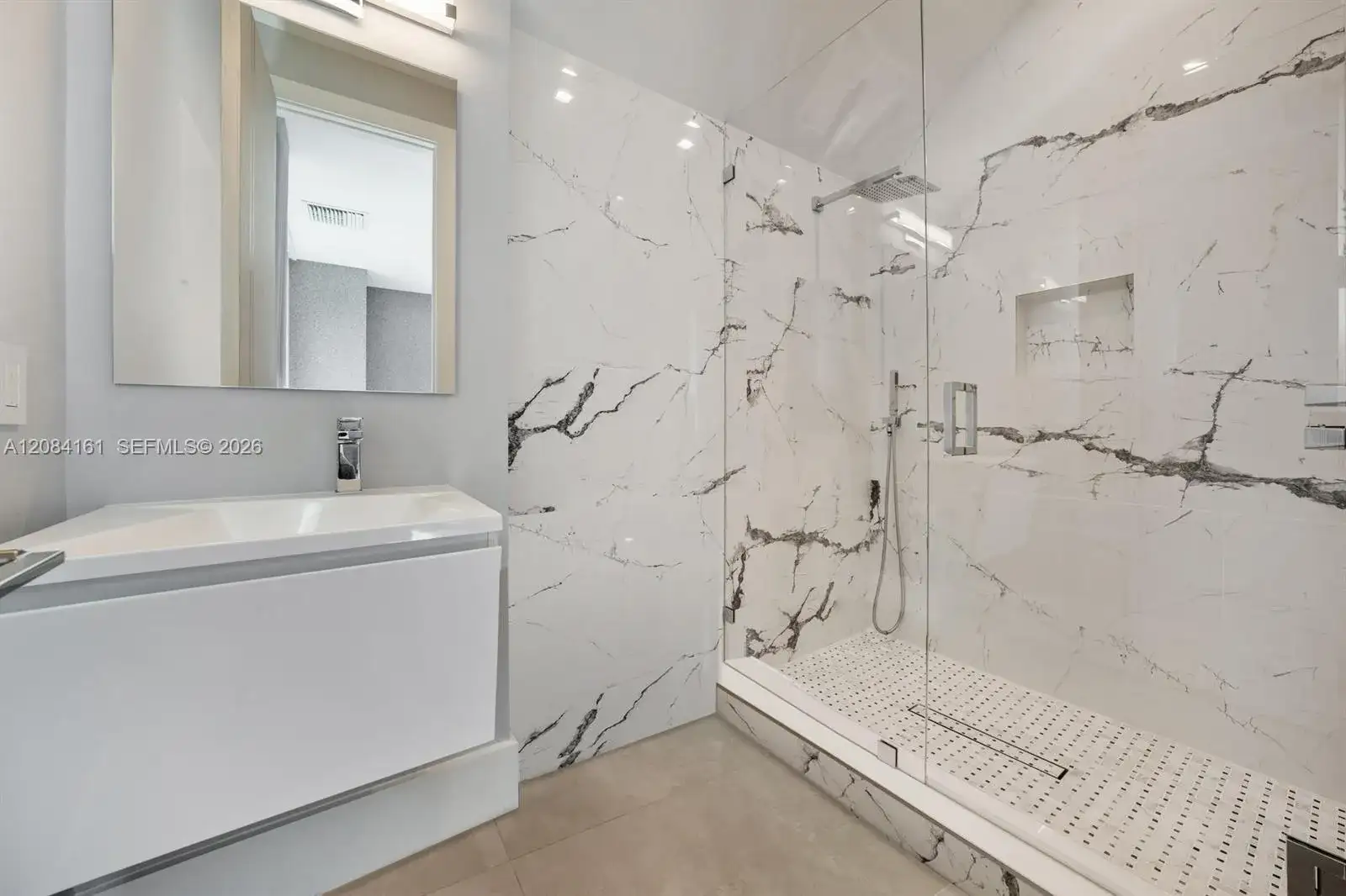 106 NE 16th Ter, Fort Lauderdale FL 33301 photo 5