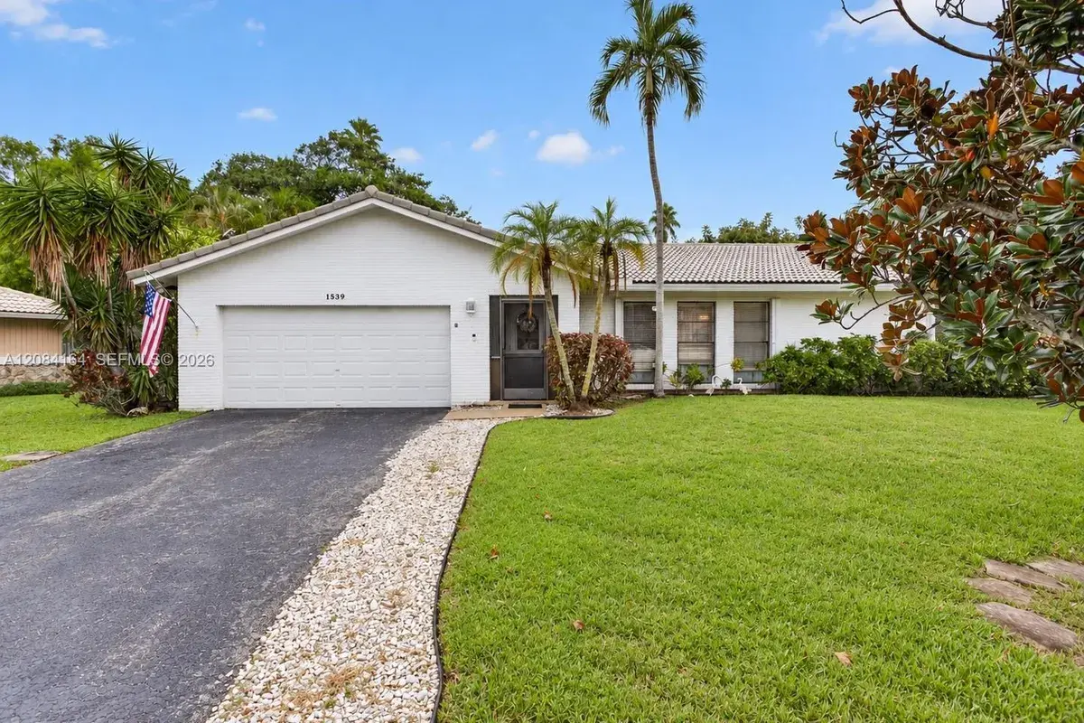 1539 NW 110th Ter, Coral Springs FL 33071