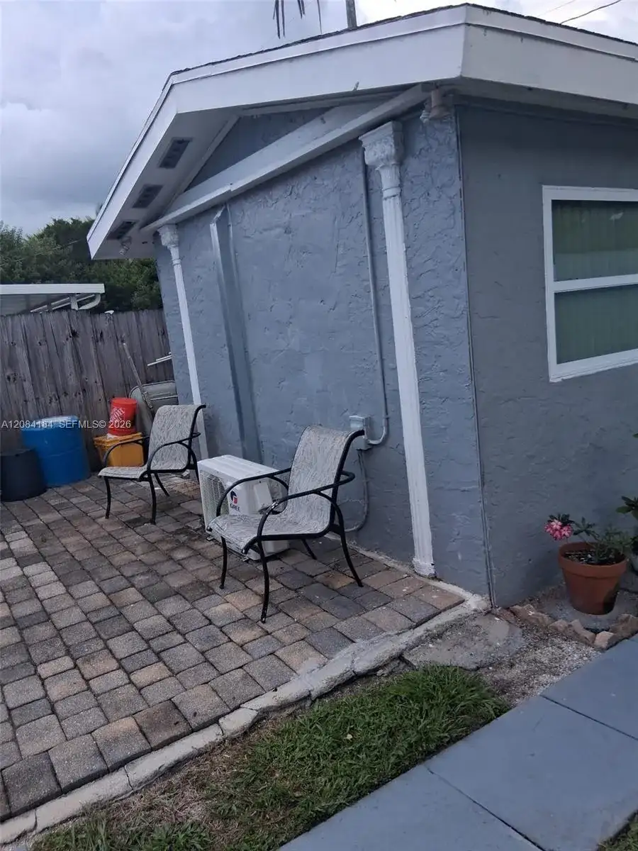 137 Abaco Dr # 1, Palm Springs FL 33461 photo 5