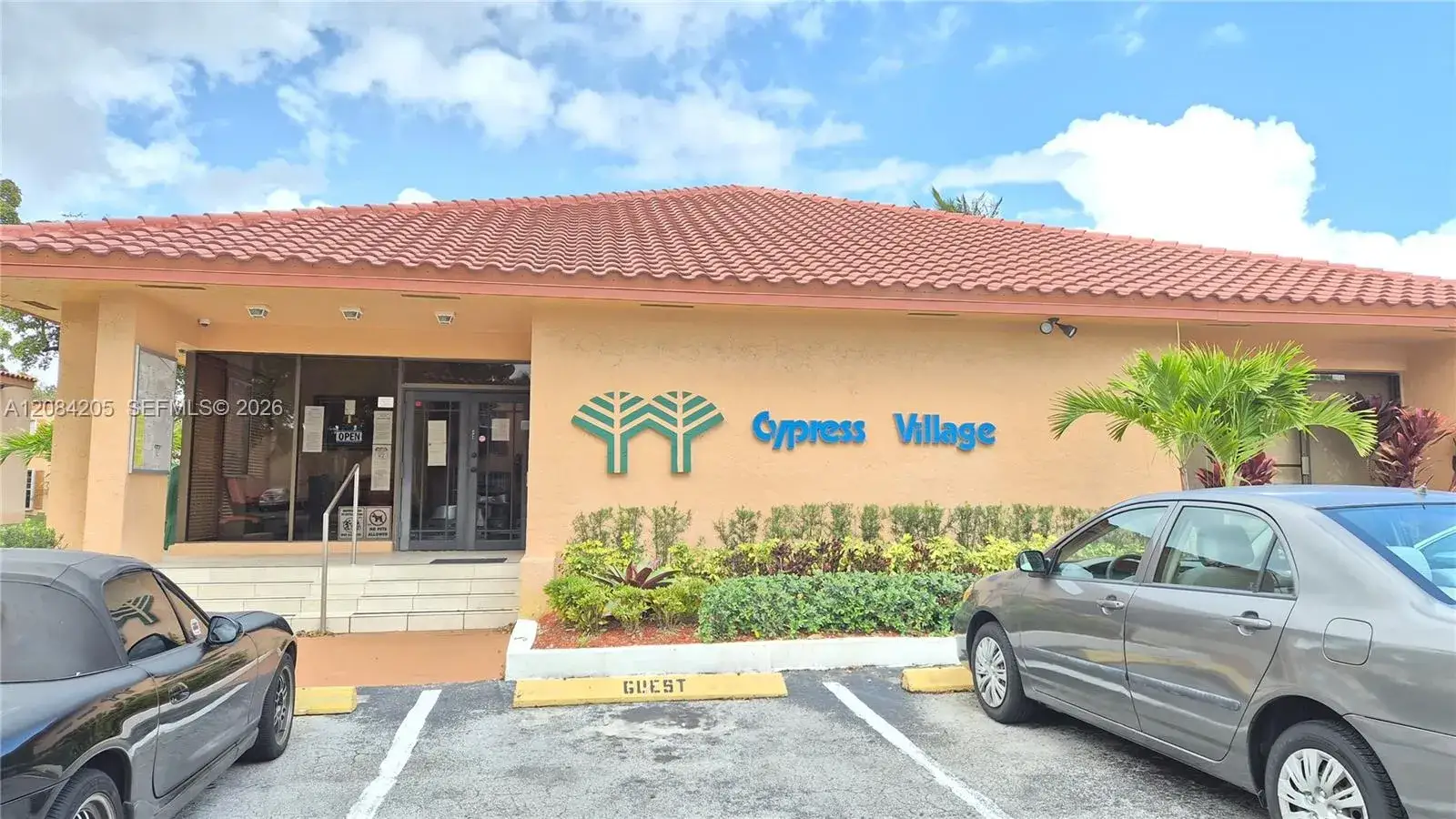 7100 Fairway Dr # K9, Miami Lakes FL 33014