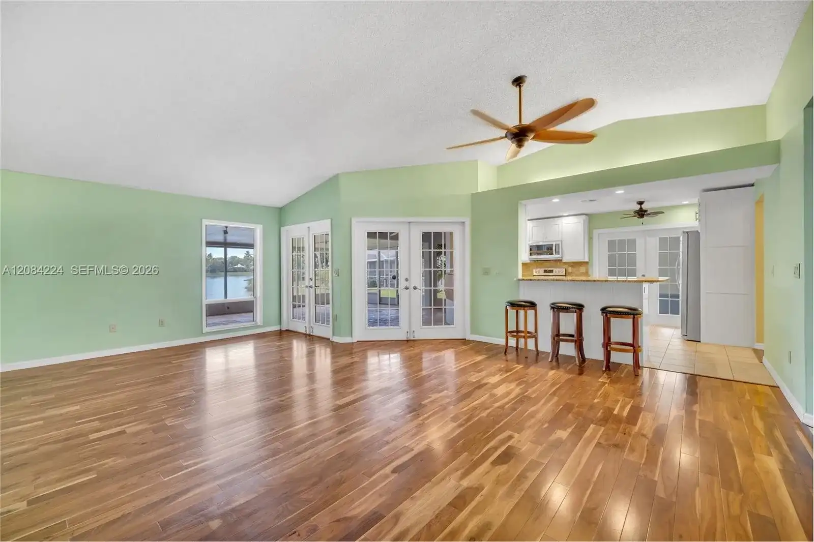 685 SE 25th Ln, Homestead FL 33033