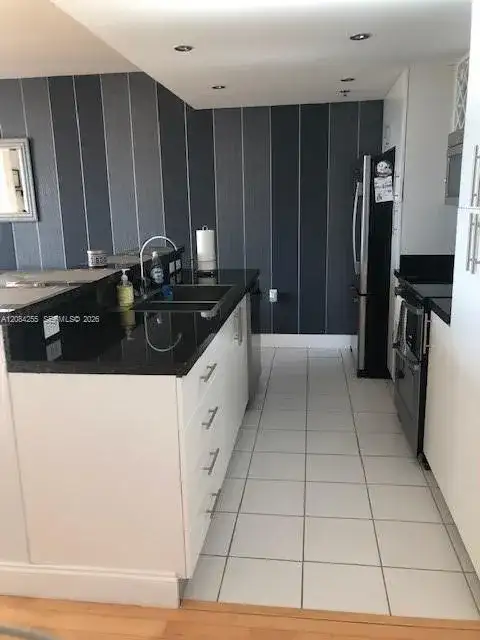 1401 SW 22nd St # 1103, Miami FL 33145 photo 4