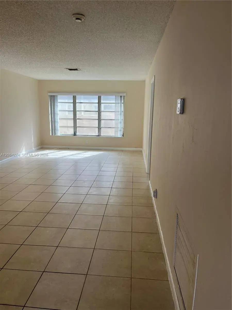2840 Fillmore St # 7, Hollywood FL 33020