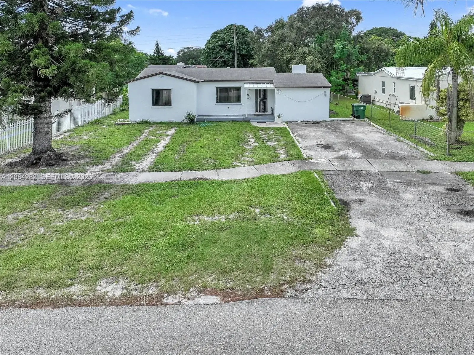1146 Jann Ave, Opa-Locka FL 33054 photo 2