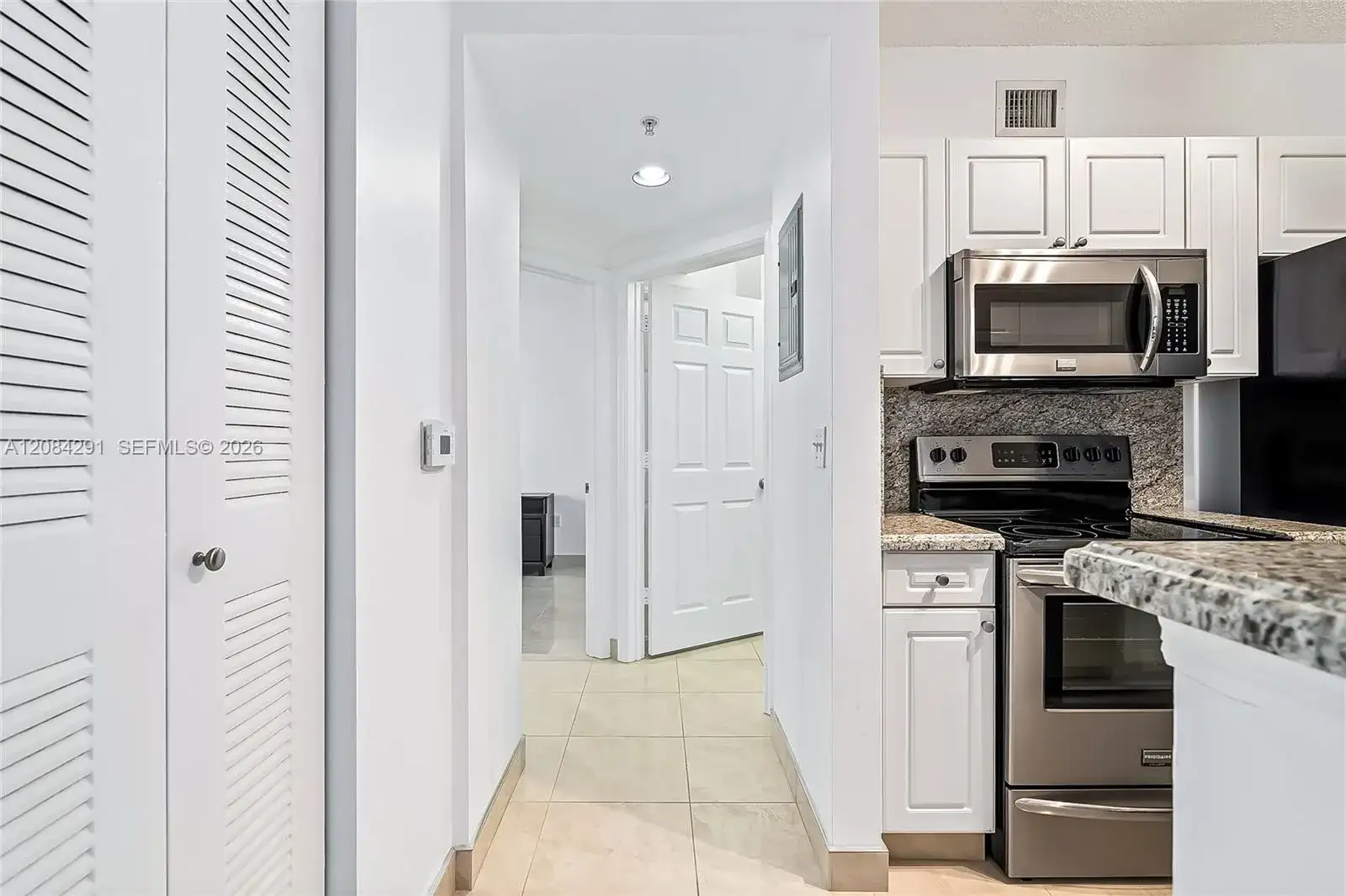 17150 N Bay Rd # 2618, Sunny Isles Beach FL 33160 photo 4