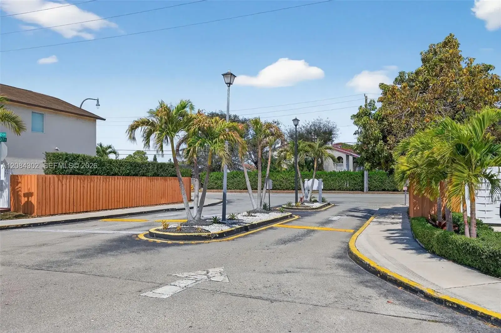 13758 SW 160th Ter, Miami FL 33177 photo 3