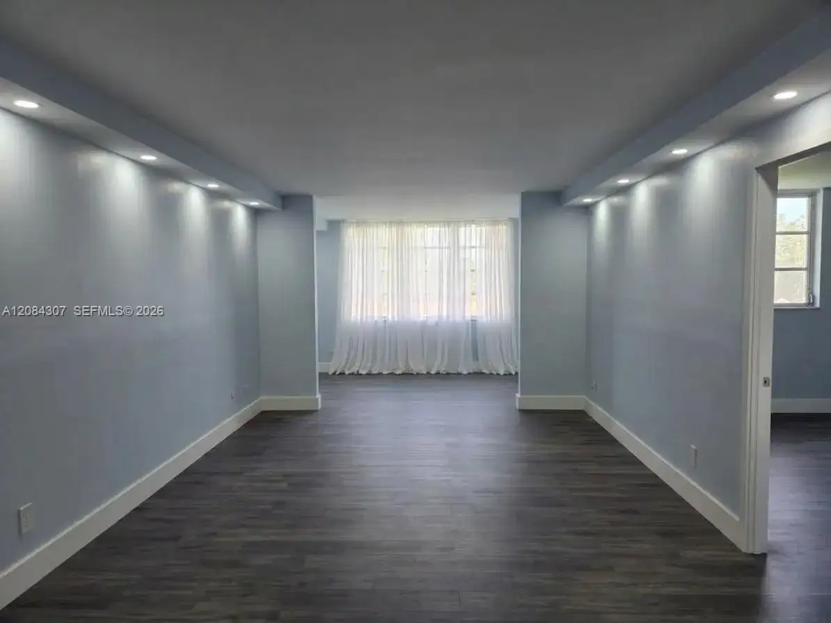 445 NE 195th St # 332, Miami FL 33179 photo 5