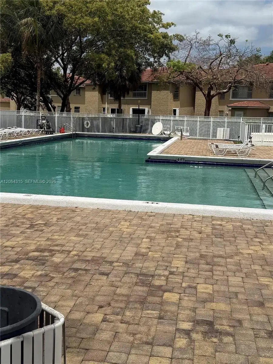 10228 Twin Lakes Dr, Coral Springs FL 33071 photo 4