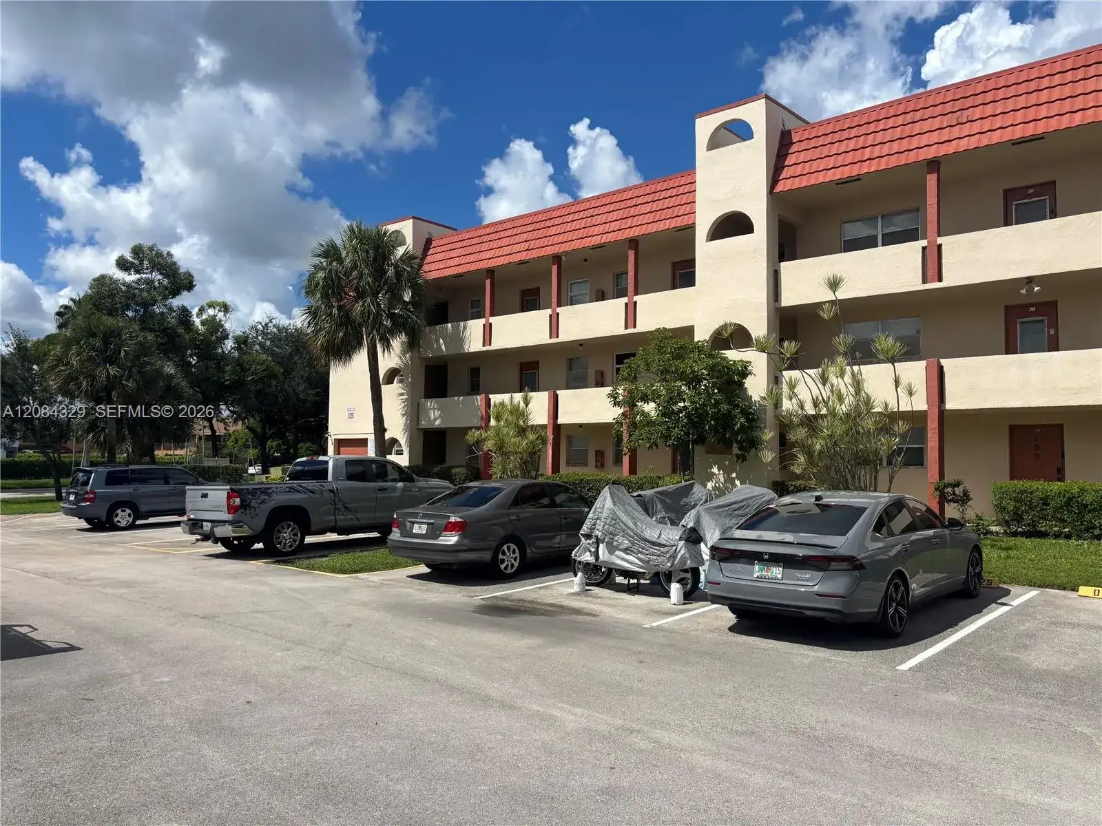 3051 E Sunrise Lakes Dr # 211, Sunrise FL 33322 photo 2