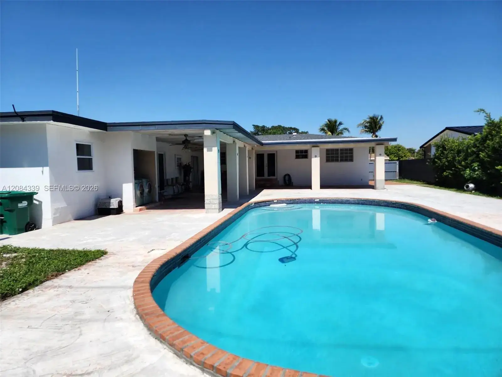 8240 SW 38th St, Miami FL 33155