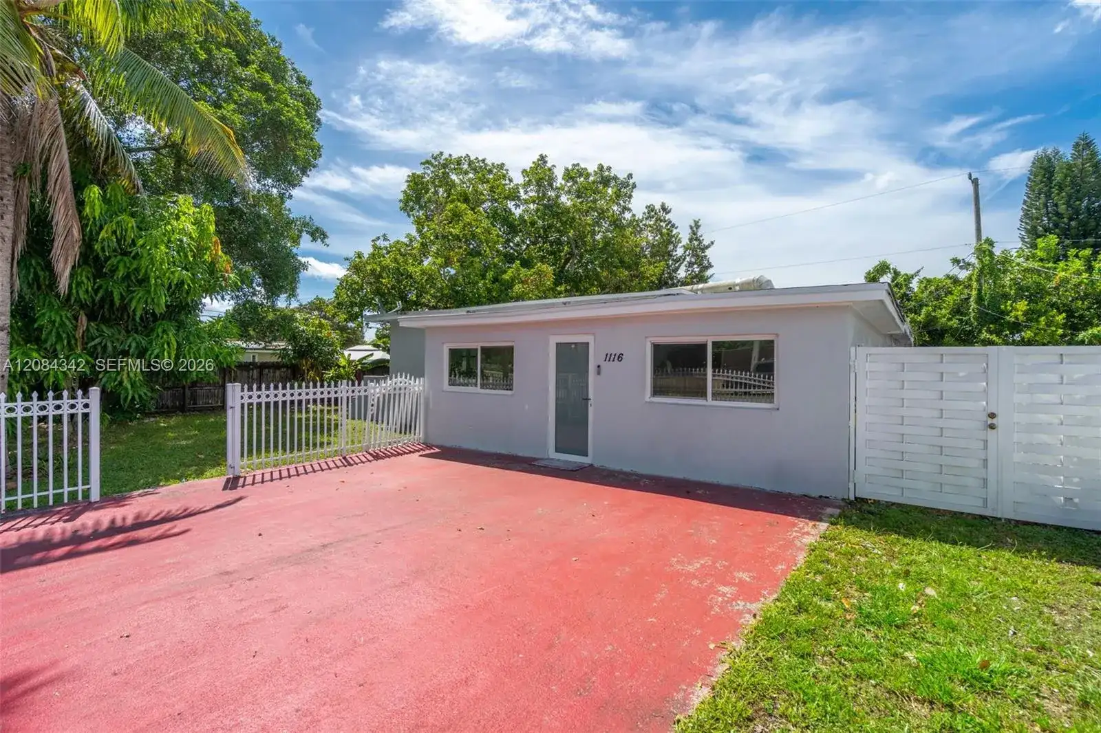 1116 Opa Locka Blvd, Miami FL 33168 photo 2