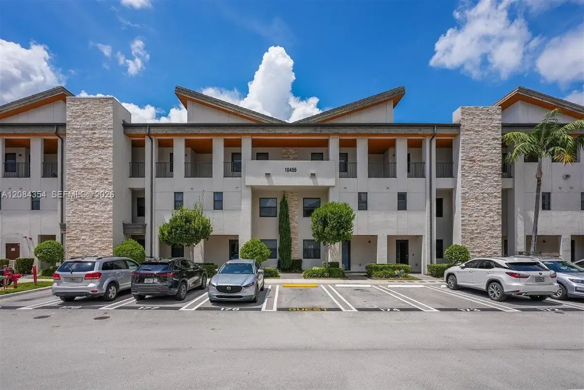 10455 NW 82nd St # 10, Doral FL 33178