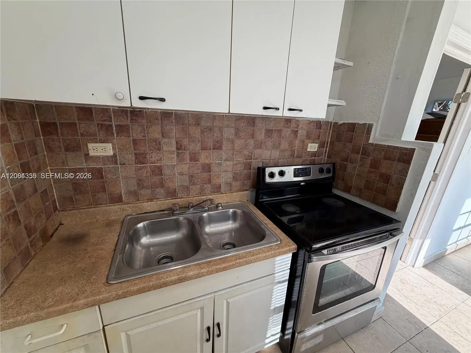 2212 Grant St # 2, Hollywood FL 33020