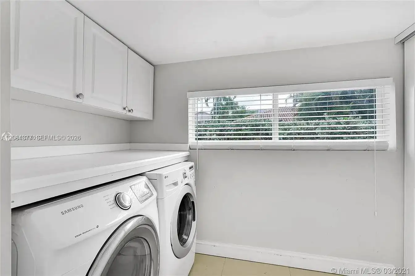 375 SW 20th Rd # 1, Miami FL 33129 photo 2