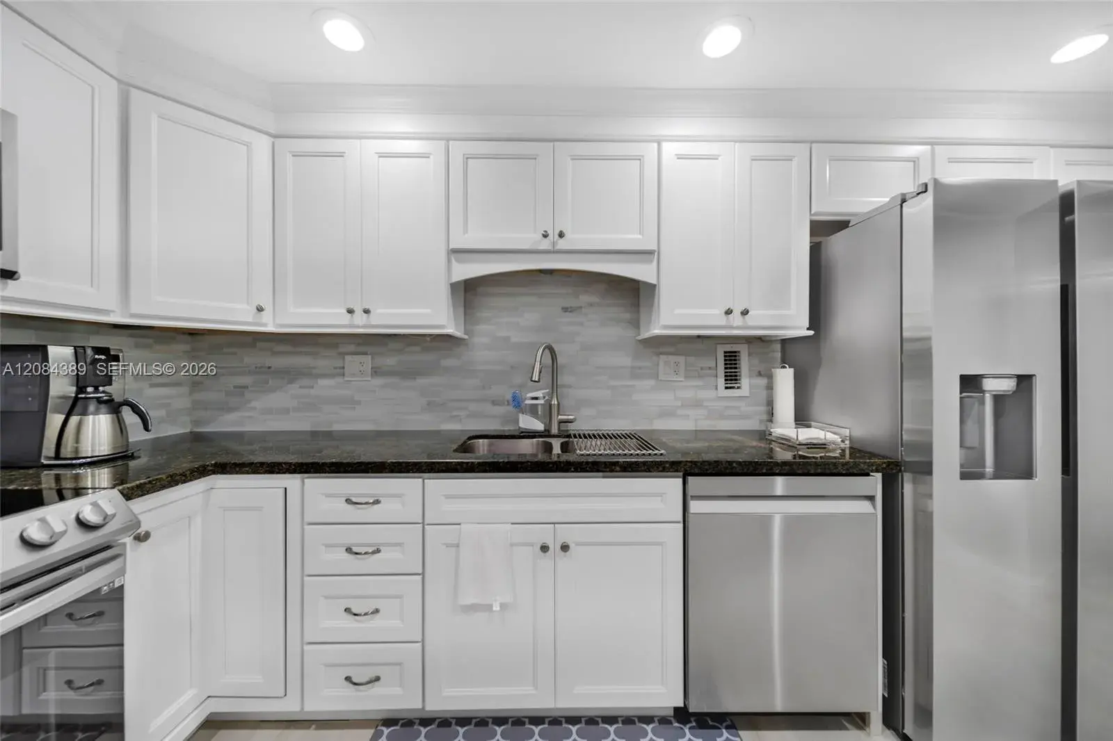 4250 Galt Ocean Dr # 1J, Fort Lauderdale FL 33308