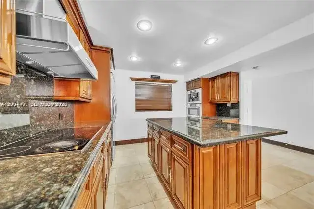4000 NE 168th St, North Miami Beach FL 33160 photo 3