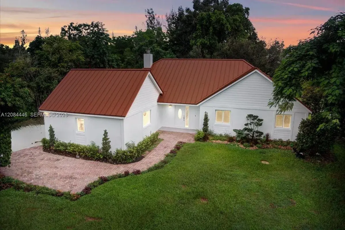 5600 SW 195th Terrace, Southwest Ranches FL 33332