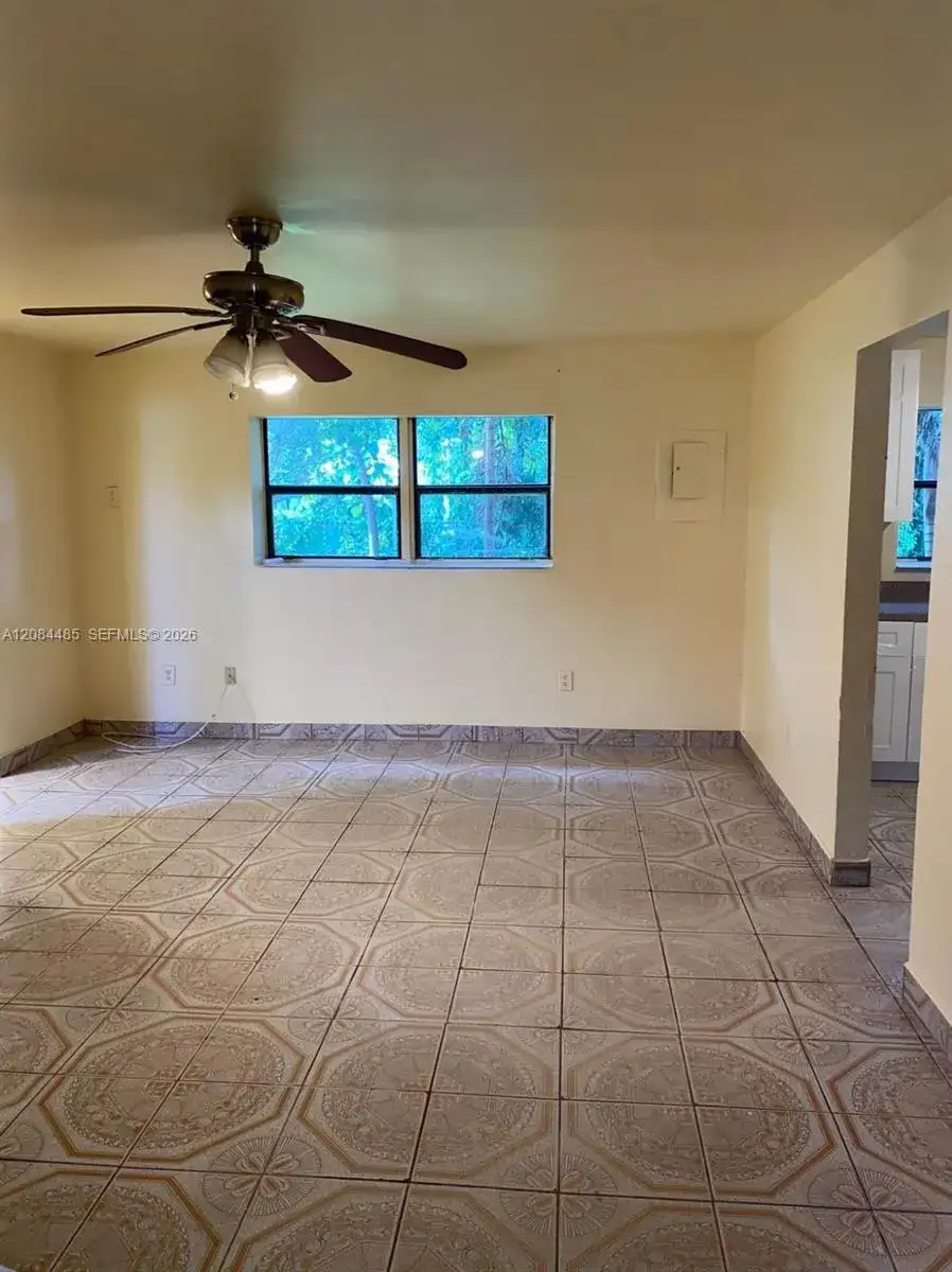 14805 NE 10th Ct # B, Miami FL 33161 photo 5