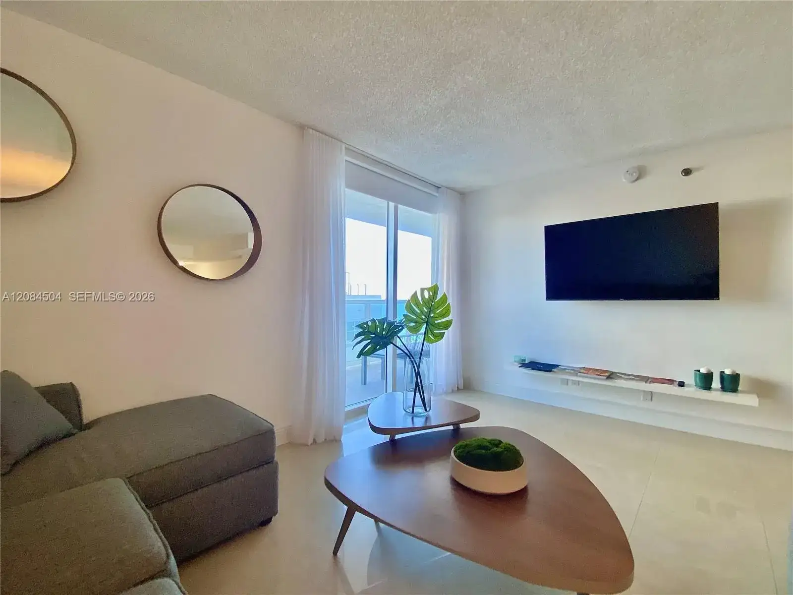 2401 Collins Ave # 1112, Miami Beach FL 33140 photo 4