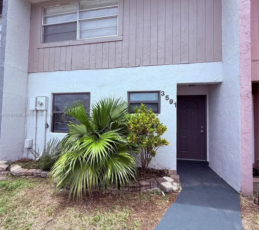 3591 NW 91st Ave, Sunrise FL 33351