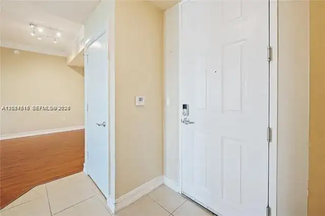 3001 NE 185th St # 615, Aventura FL 33180 photo 4