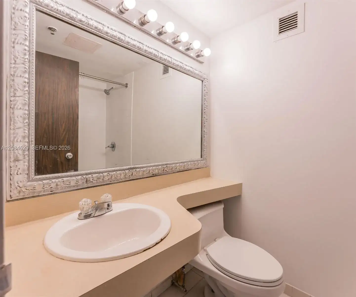 16450 NW 2nd Ave # 103, Miami FL 33169 photo 2