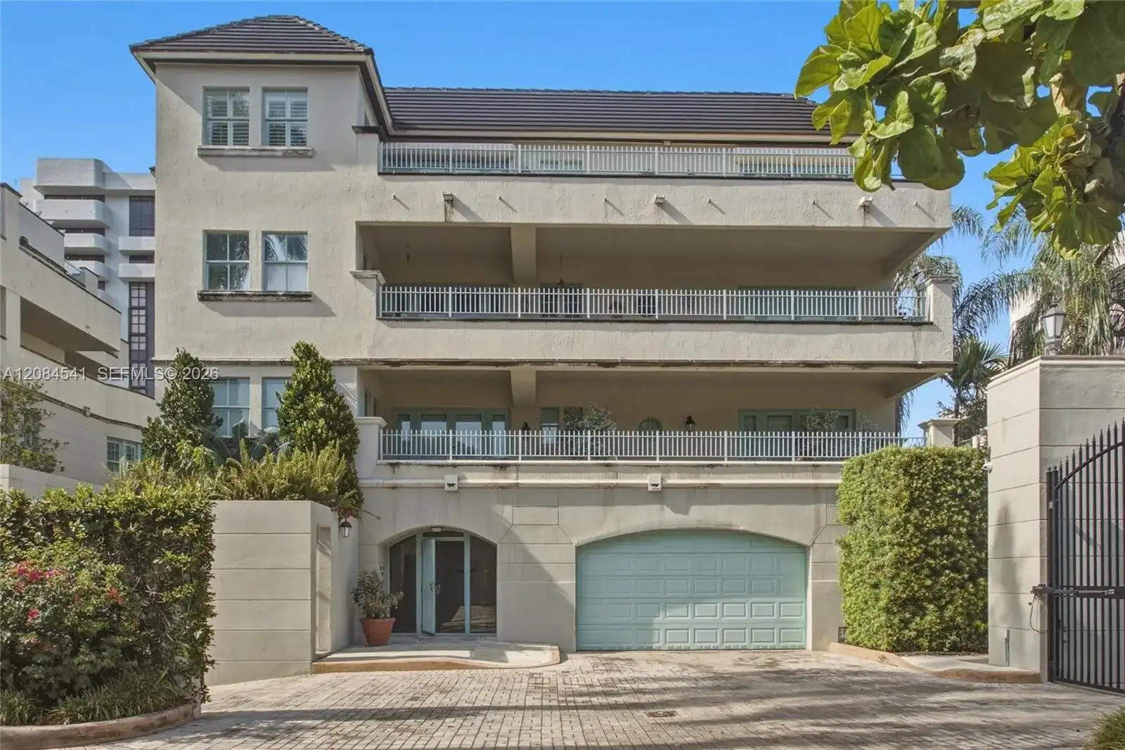 2600 Segovia St # 703, Coral Gables FL 33134