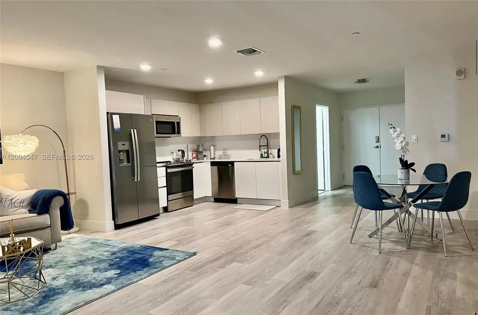 19380 NE 26th Ave # 205, Miami FL 33180 photo 3