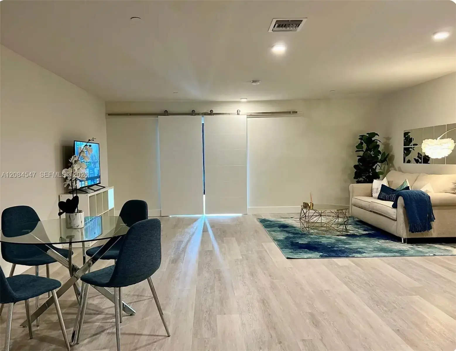 19380 NE 26th Ave # 205, Miami FL 33180 photo 4