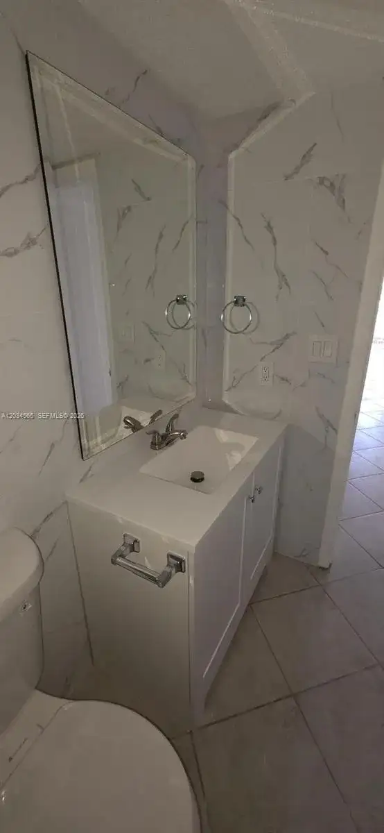 2017 NW 46th Ave # A404, Lauderhill FL 33313 photo 4