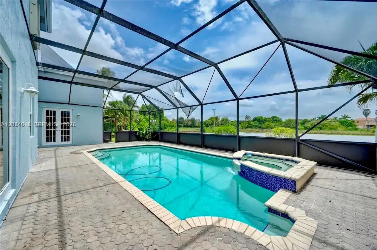 1580 SW 164th Ave, Pembroke Pines FL 33027 photo 4