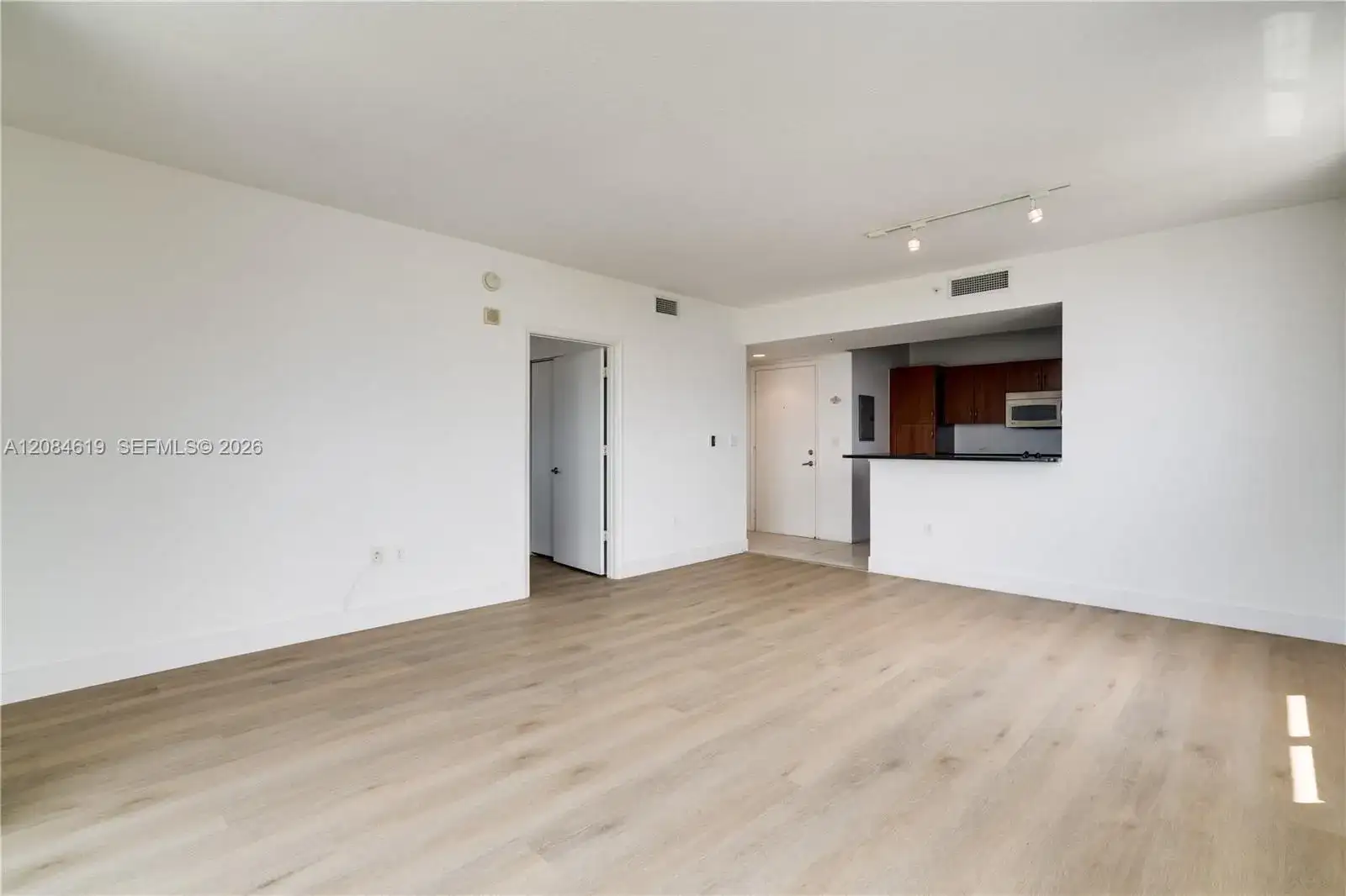 18800 NE 29th Ave # 701, Aventura FL 33180 photo 3