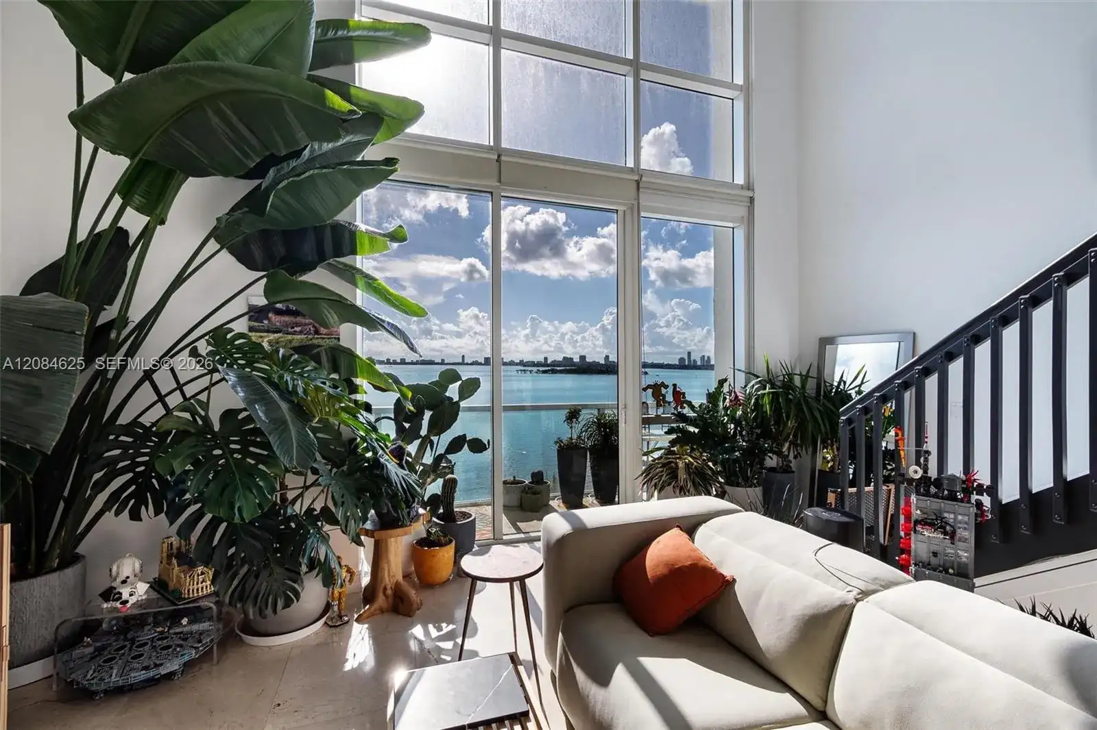 665 NE 25th St # 403, Miami FL 33137 photo 5