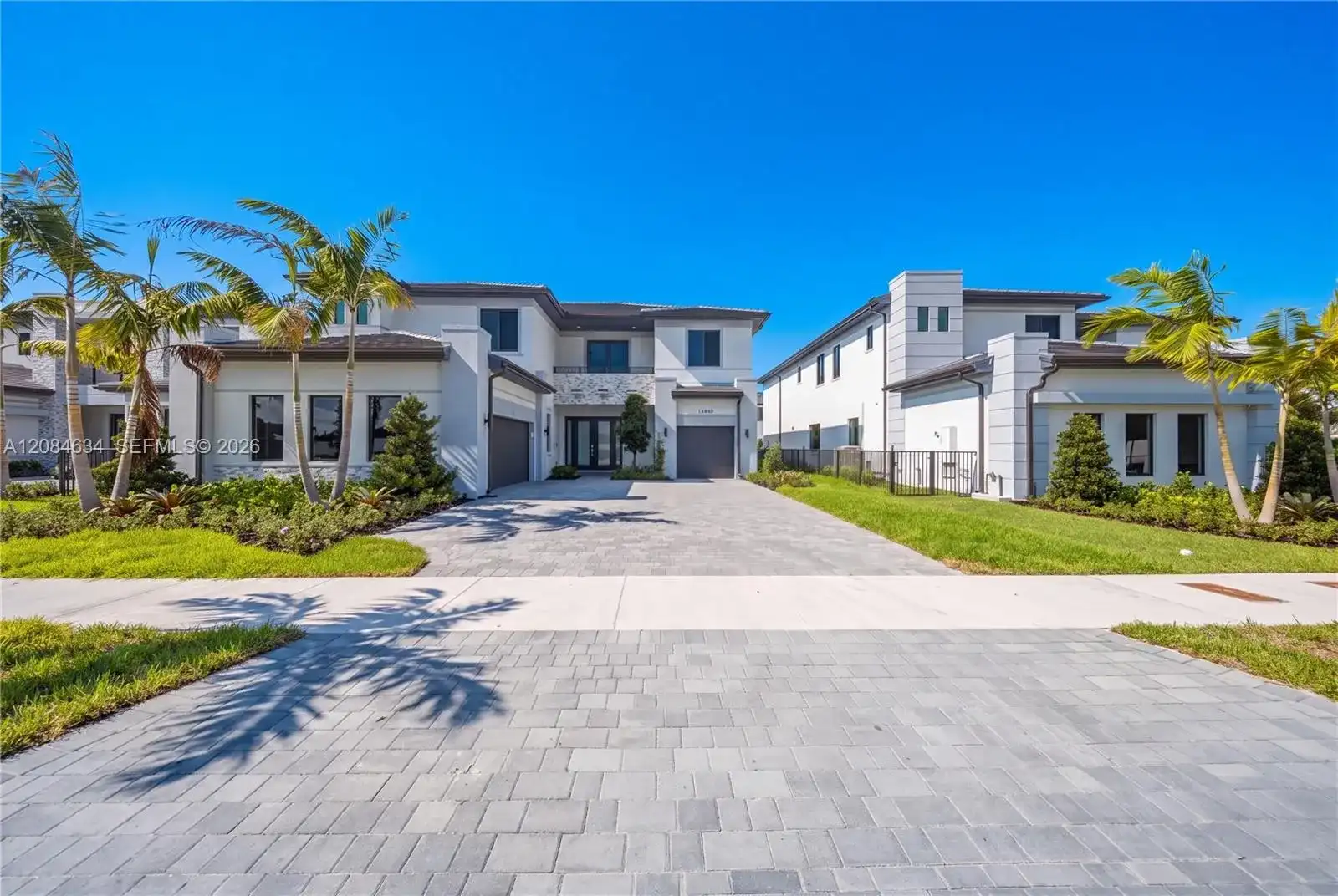 19581 NE 14th Ave, Miami FL 33179