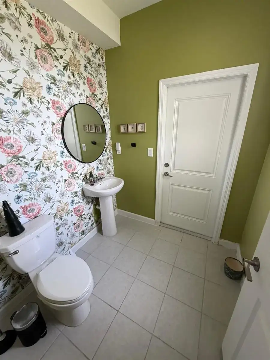 2618 SE 9th St, Homestead FL 33035 photo 5