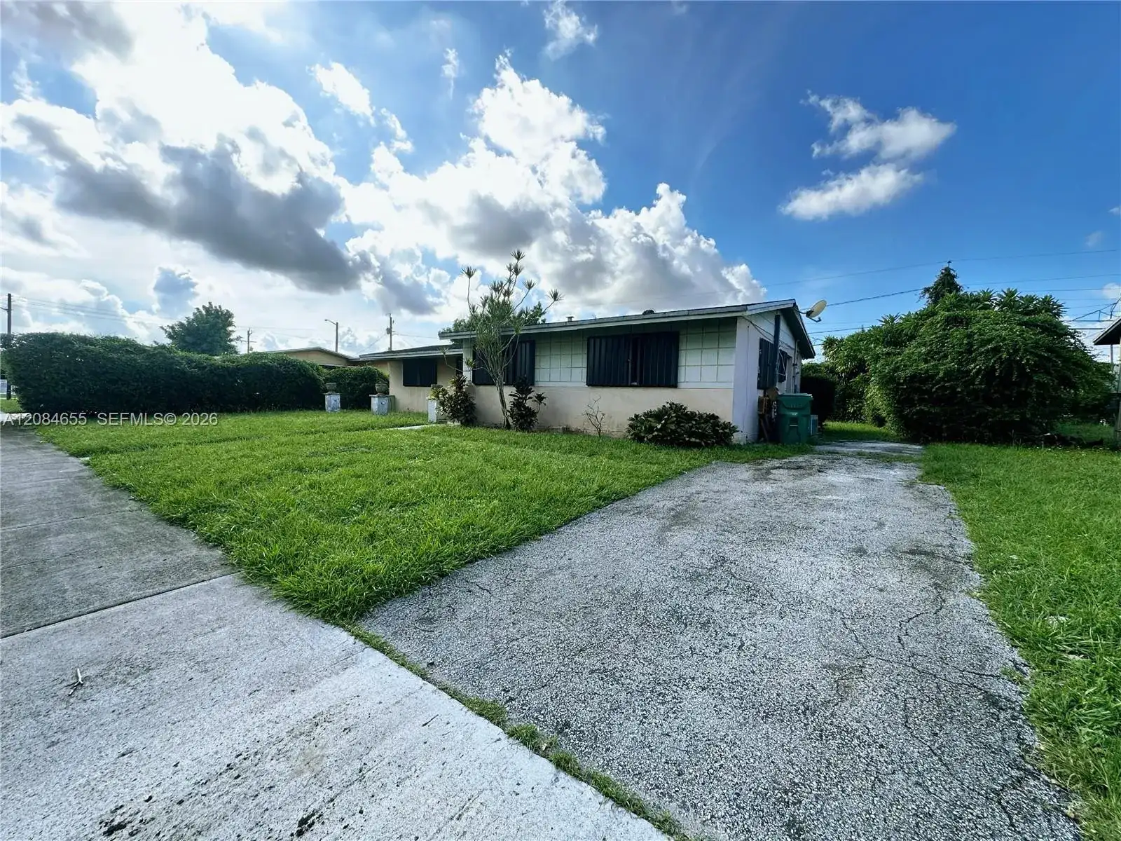 1410 NW 174th St, Miami Gardens FL 33169 photo 2